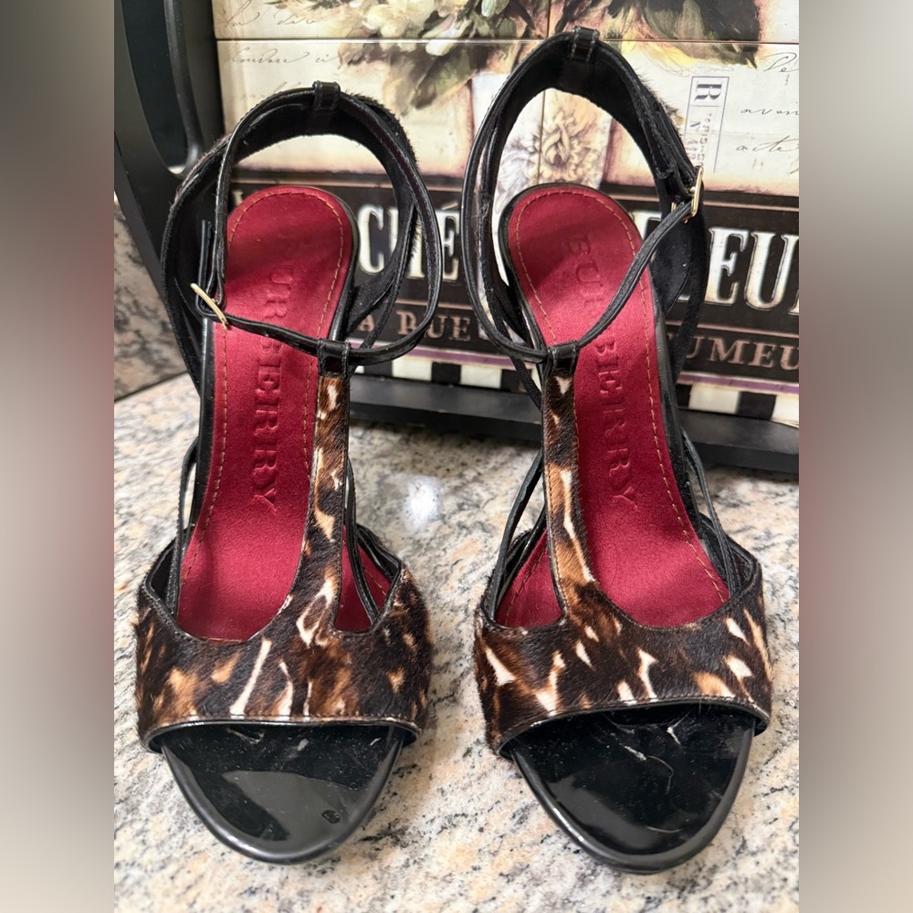 Burberry Pony Hair “Willough” T-Strap Sandals – Animal Print
